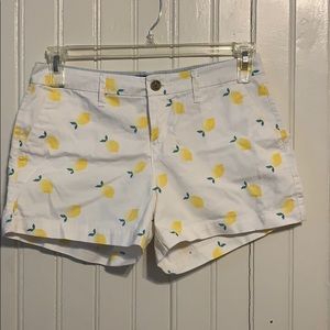 Printed white shorts